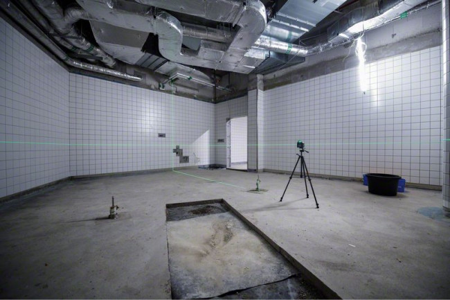 Лазерный уровень Bosch GLL 2-20 G + LB 10 + DK 10 (0.601.065.000) с зеленым лучом