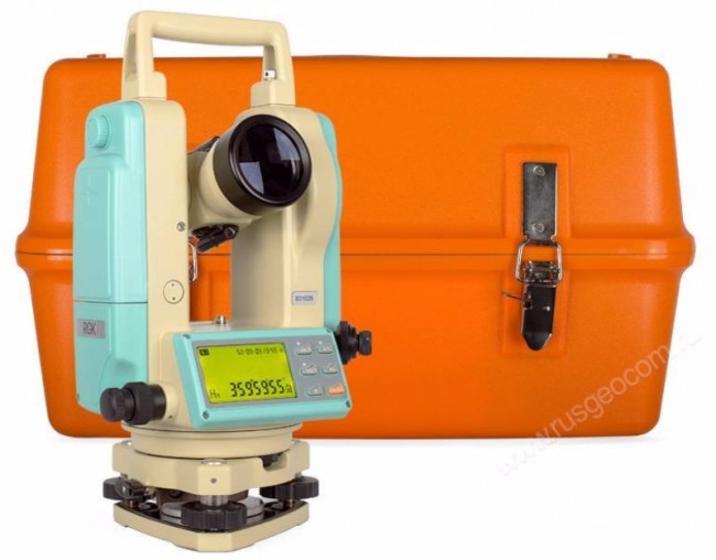 Комплект теодолит RGK T-02 (лазерный отвес) с поверкой штатив рейка - 3 в 1