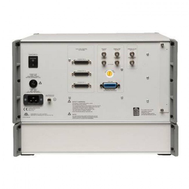 Эталон электропитания Fluke 6105A Эталон электропитания Fluke 6105A