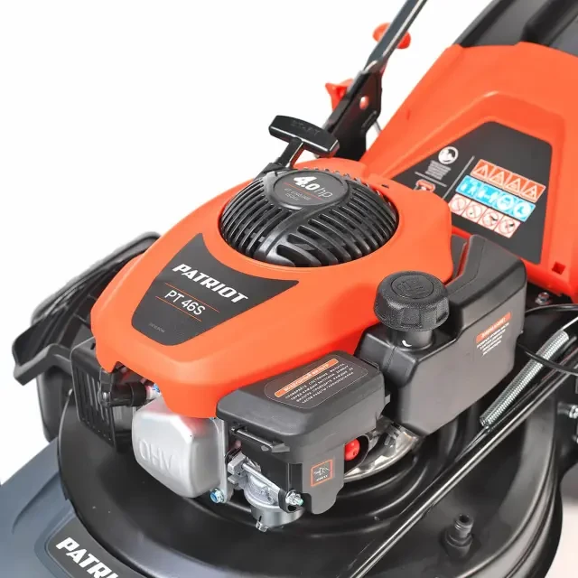 Бензиновая газонокосилка самоходная Patriot PT 46 S Бензиновая газонокосилка самоходная Patriot PT 46 S
