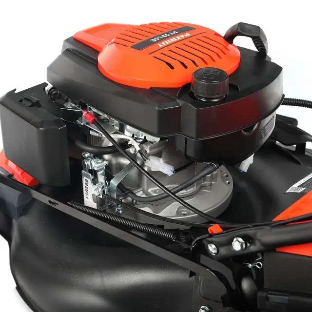 Бензиновая газонокосилка самоходная Patriot PT 53LSE Бензиновая газонокосилка самоходная Patriot PT 53LSE