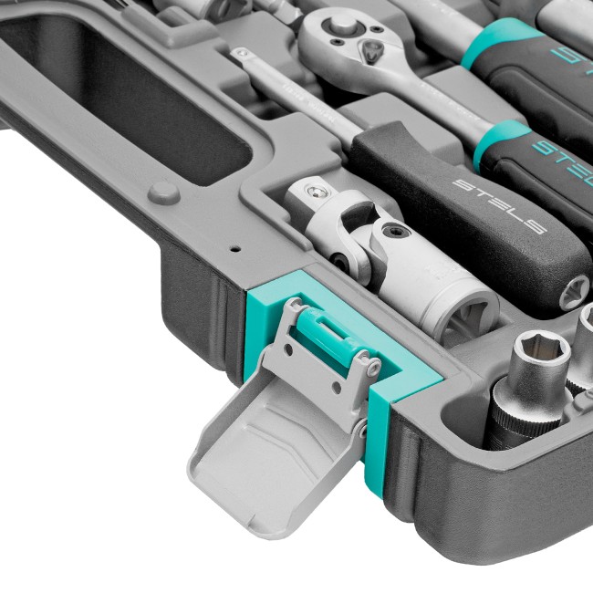 Набор инструментов 1/2", 1/4", CrV 94 предмета Stels Набор инструментов 1/2", 1/4", CrV 94 предмета Stels