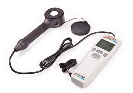 Люксметр-спектроколориметр АКИП 9701